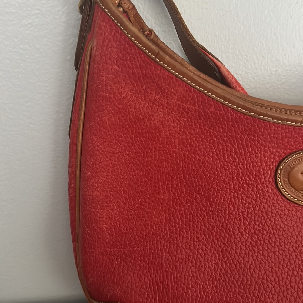 Vintage Dooney & Bourke red purse! - Picture 3 of 15
